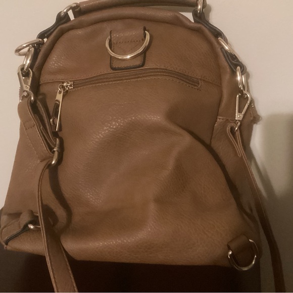 Back Pack - Picture 4 of 5